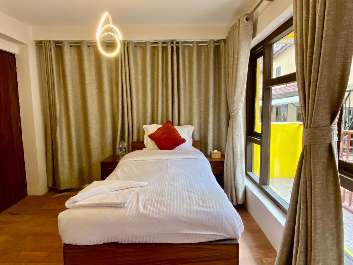 Hotel Pala Катманду Екстериор снимка