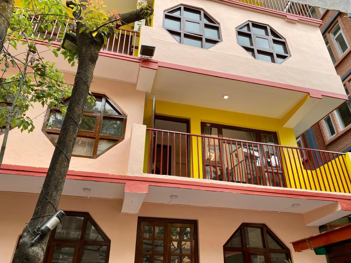 Hotel Pala Катманду Екстериор снимка