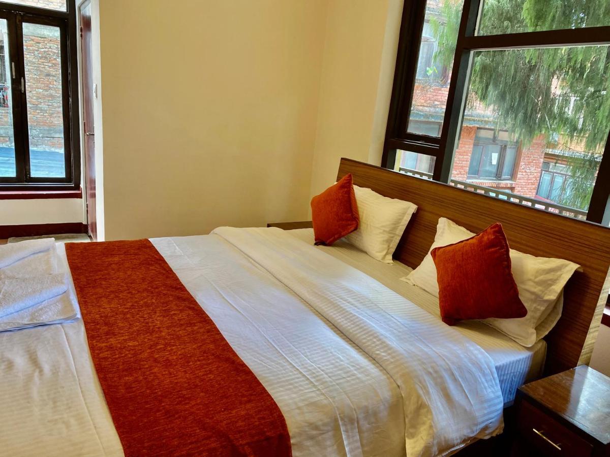 Hotel Pala Катманду Екстериор снимка