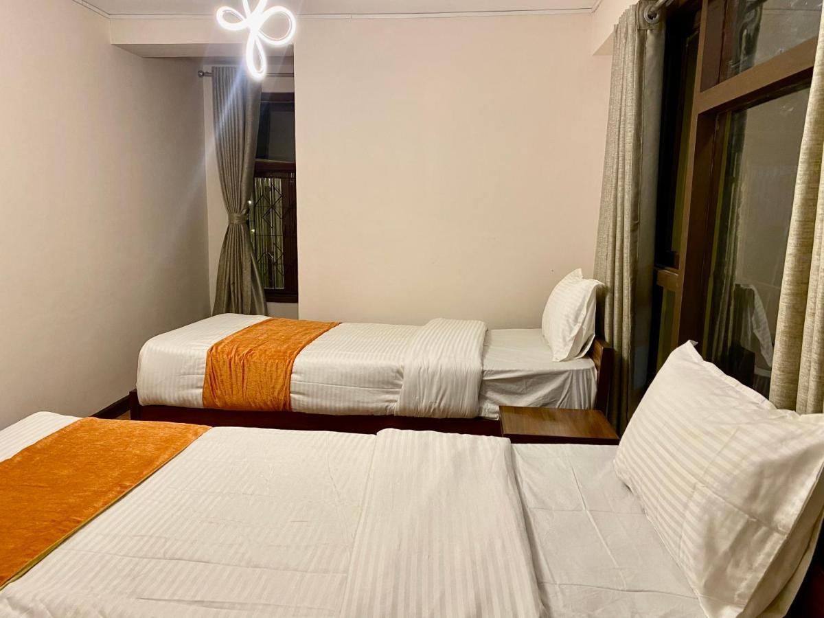 Hotel Pala Катманду Екстериор снимка