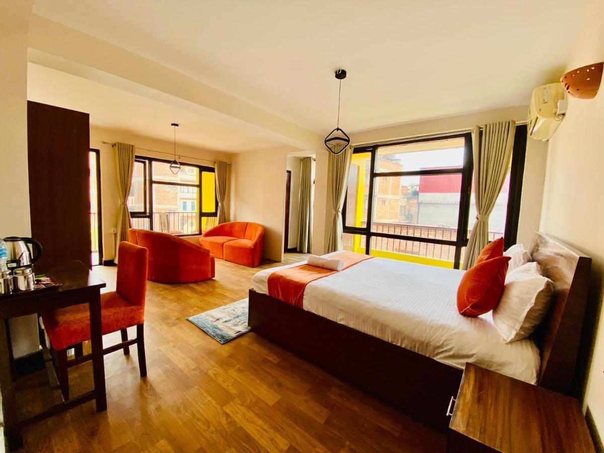 Hotel Pala Катманду Екстериор снимка