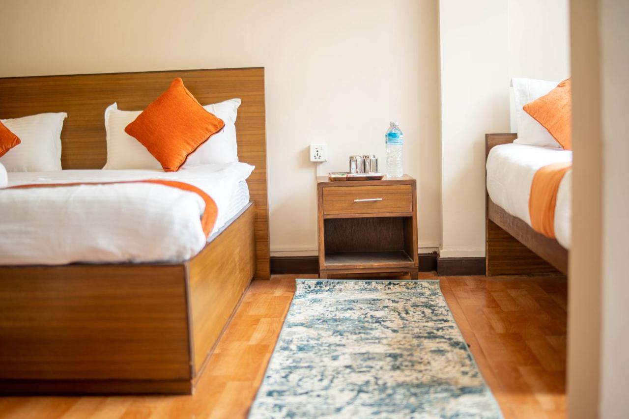 Hotel Pala Катманду Екстериор снимка