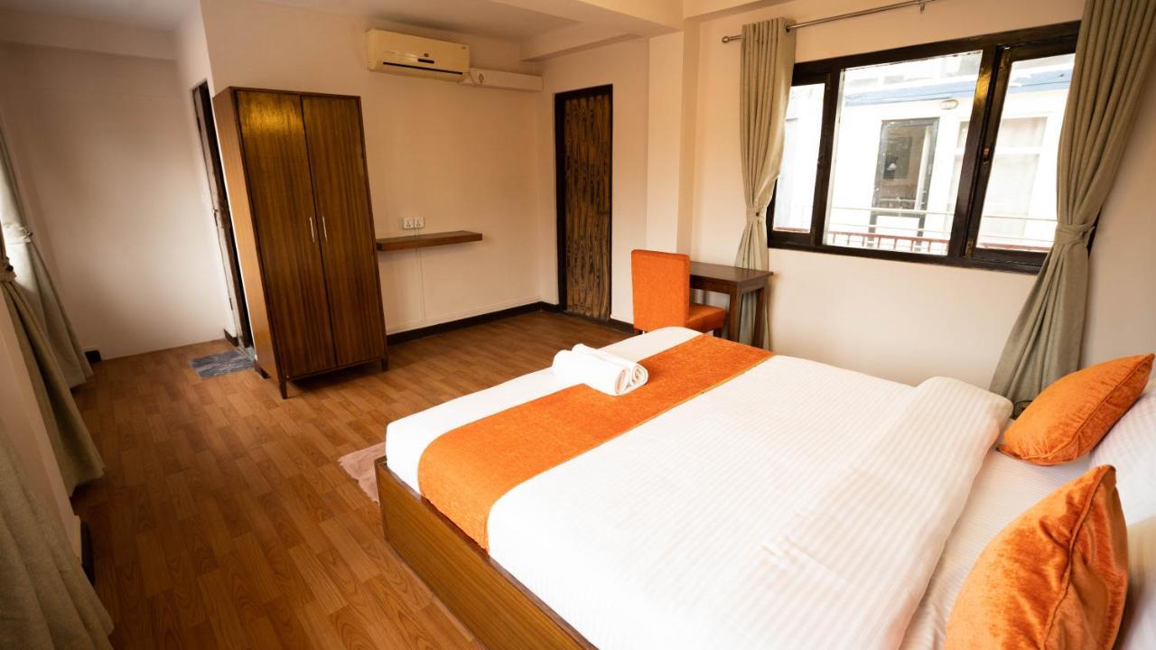 Hotel Pala Катманду Екстериор снимка