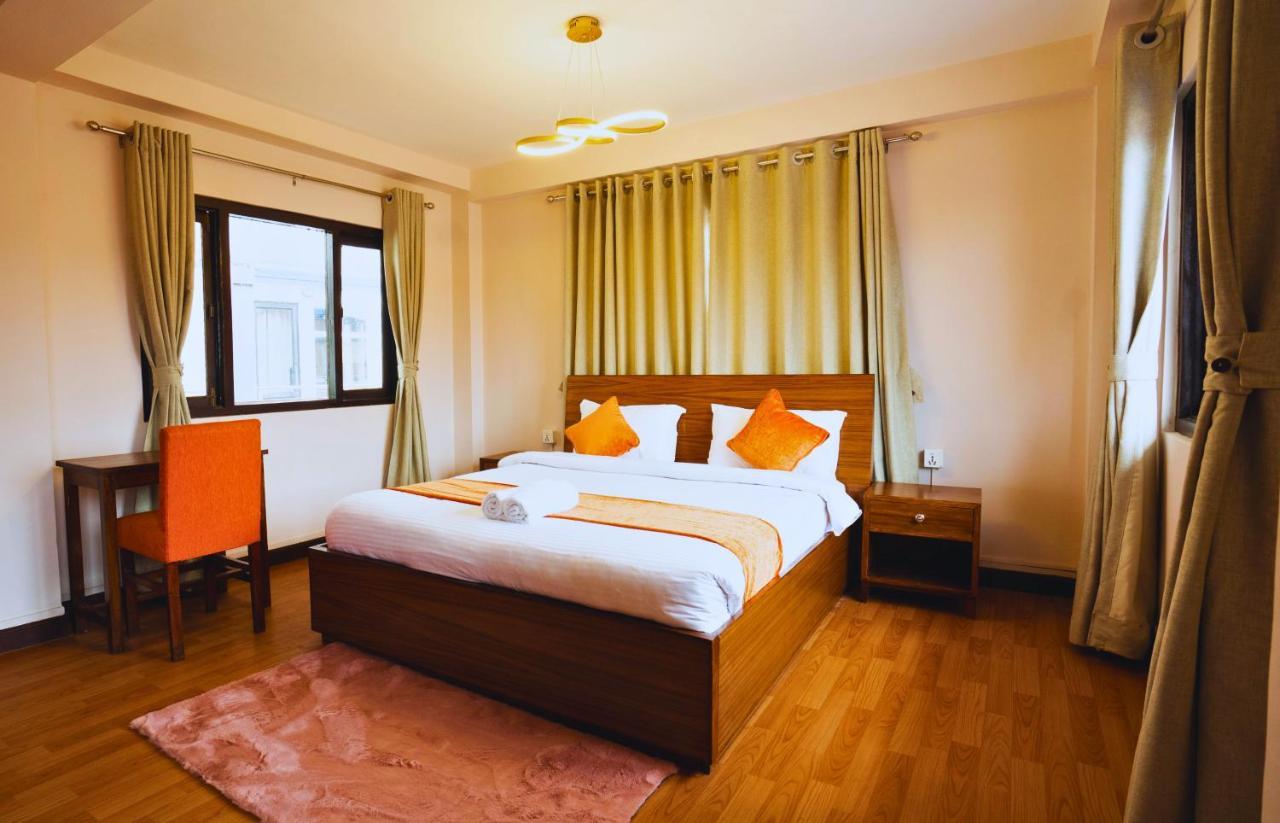 Hotel Pala Катманду Екстериор снимка